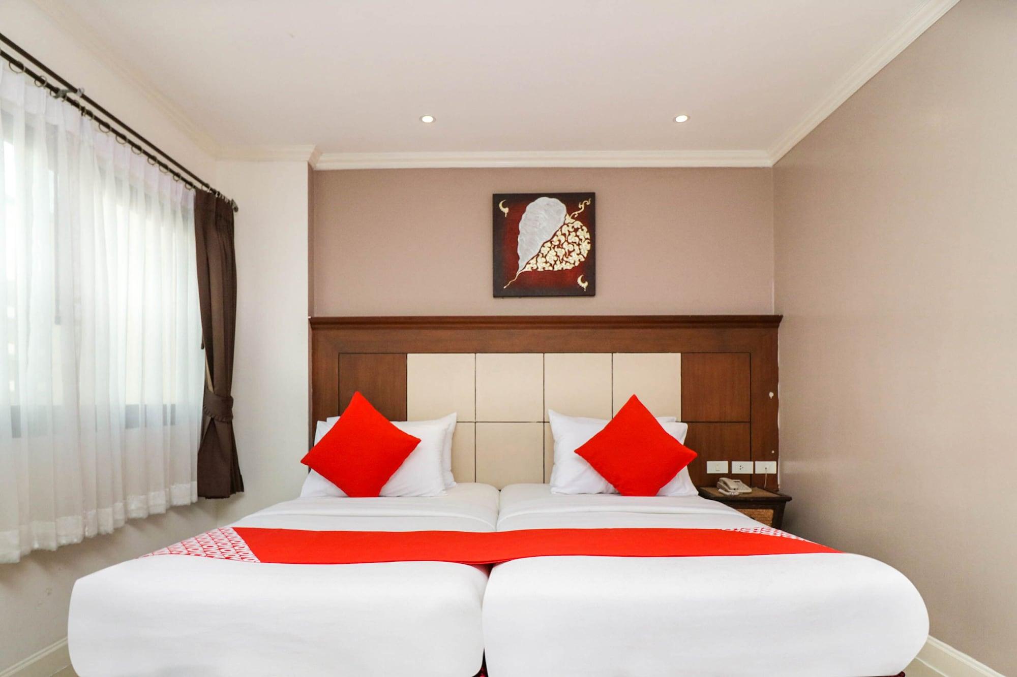 Natural Beach Hotel Паттая Екстер'єр фото