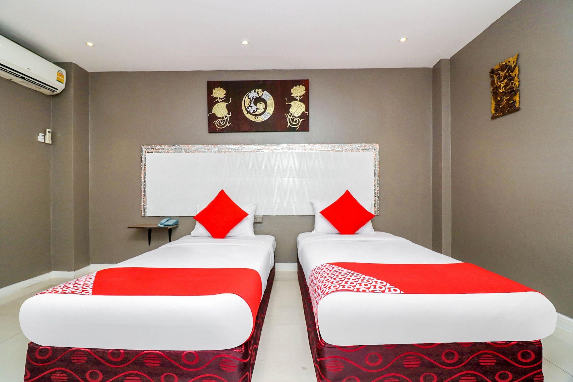 Natural Beach Hotel Паттая Екстер'єр фото