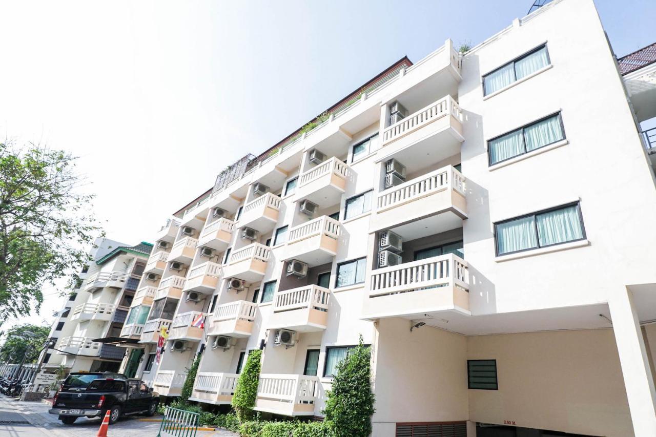 Natural Beach Hotel Паттая Екстер'єр фото